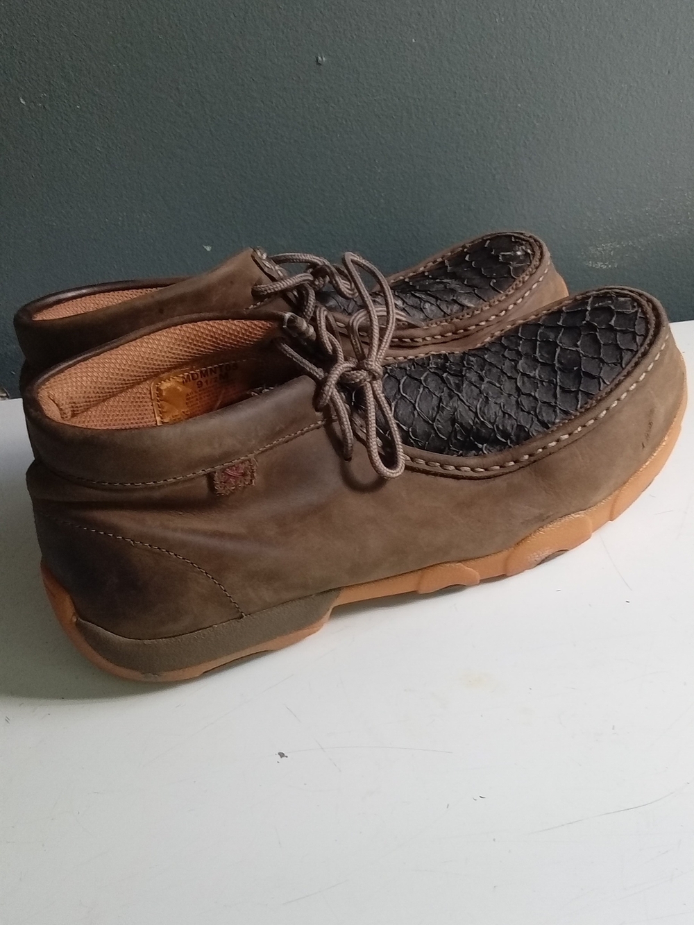 Twisted X Mens Driving Mocs Brown Leather Snakeskin Print Chukka MDMN001 9.5 M